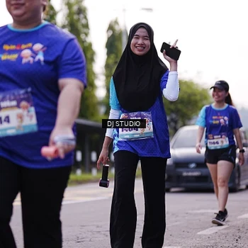 Runner Photo 8389884