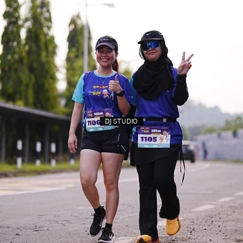 Runner Photo 8389900
