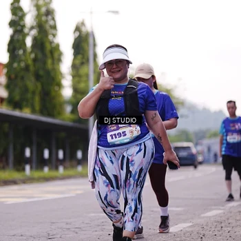 Runner Photo 8389923