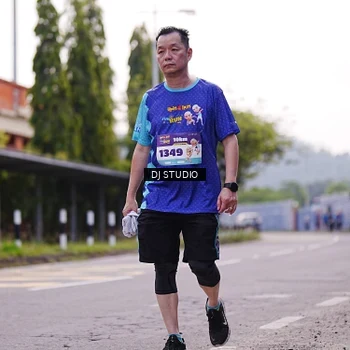 Runner Photo 8389932