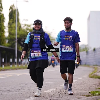 Runner Photo 8389945