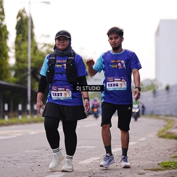 Runner Photo 8389947