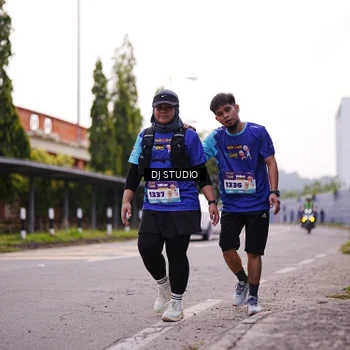 Runner Photo 8389954