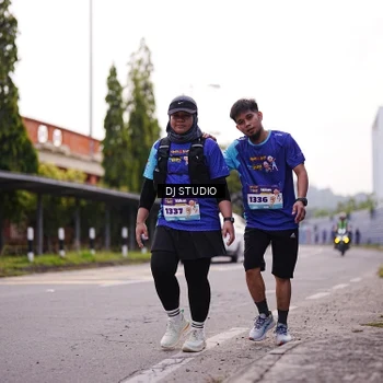 Runner Photo 8389957