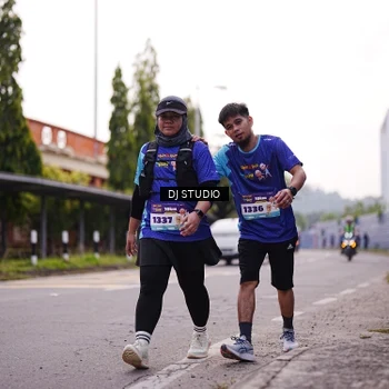 Runner Photo 8389960