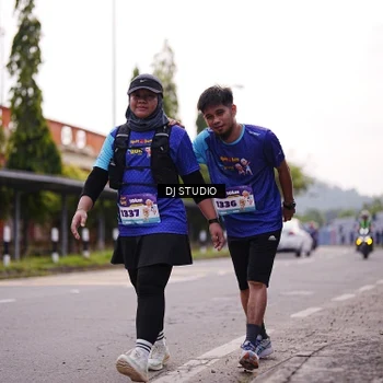 Runner Photo 8389969