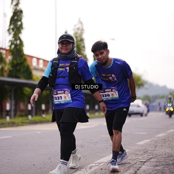 Runner Photo 8389971