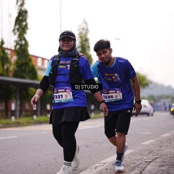 Runner Photo 8389973
