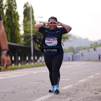 Runner Photo 8390003