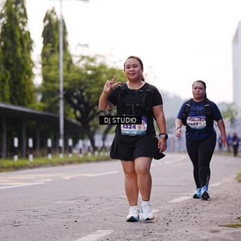 Runner Photo 8390005