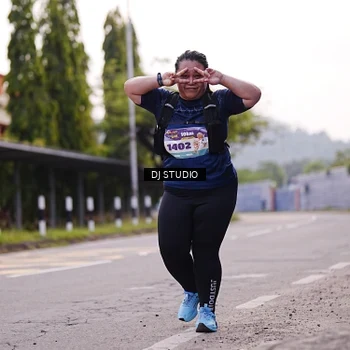 Runner Photo 8390011