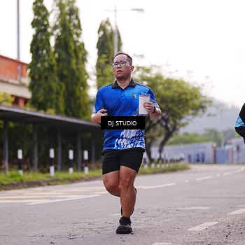 Runner Photo 8390051