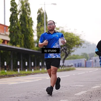 Runner Photo 8390052