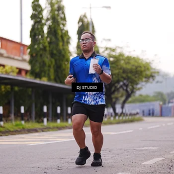 Runner Photo 8390055
