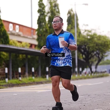Runner Photo 8390059