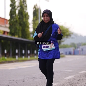 Runner Photo 8390065