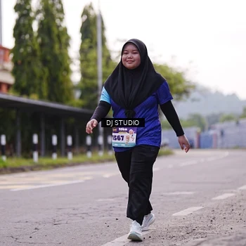 Runner Photo 8390070