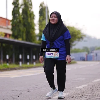 Runner Photo 8390074