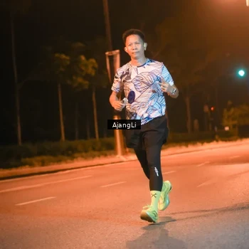 Runner Photo 8390083