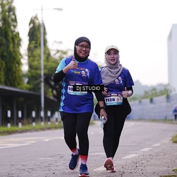 Runner Photo 8390085