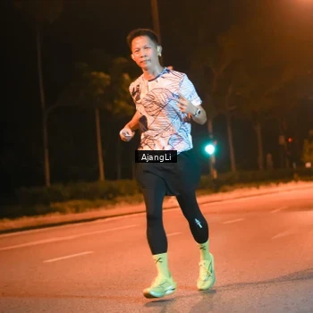 Runner Photo 8390102