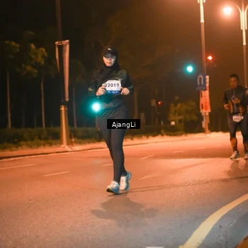 Runner Photo 8390110