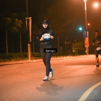 Runner Photo 8390119