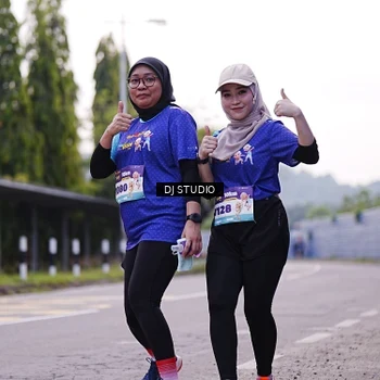 Runner Photo 8390121