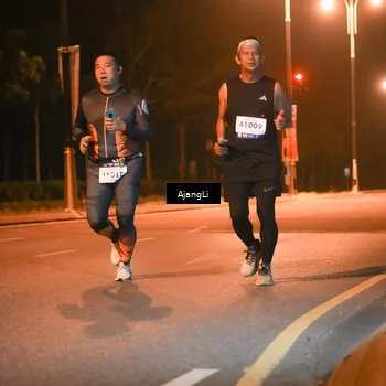Runner Photo 8390131