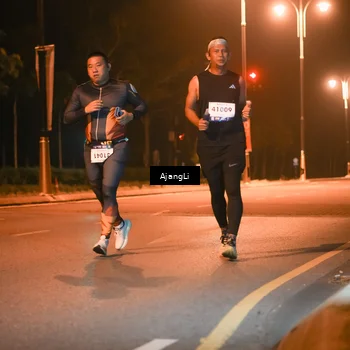 Runner Photo 8390137