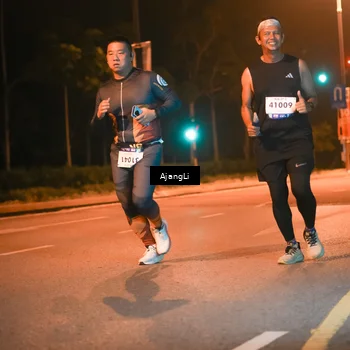 Runner Photo 8390149