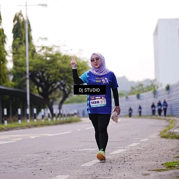 Runner Photo 8390172
