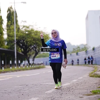 Runner Photo 8390175