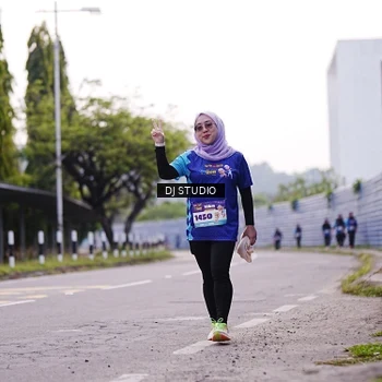 Runner Photo 8390178