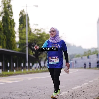 Runner Photo 8390181