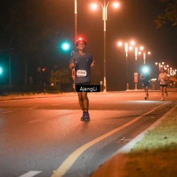 Runner Photo 8390182