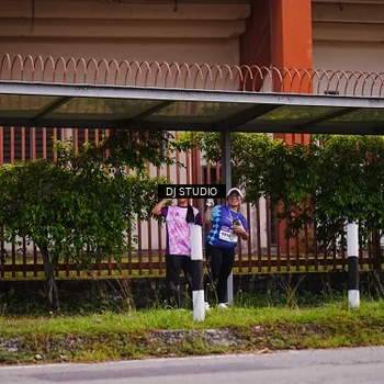 Runner Photo 8390198