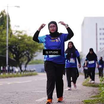 Runner Photo 8390209