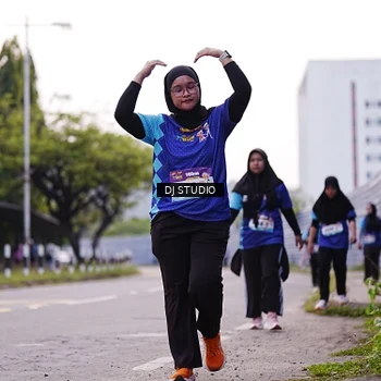 Runner Photo 8390217