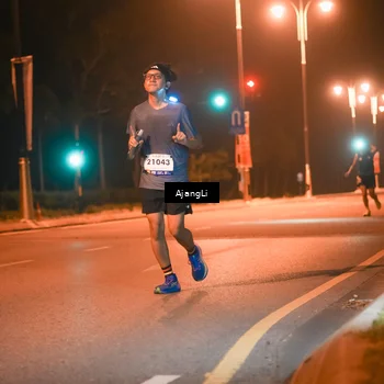 Runner Photo 8390220