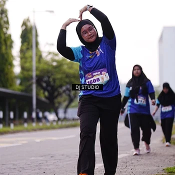 Runner Photo 8390234