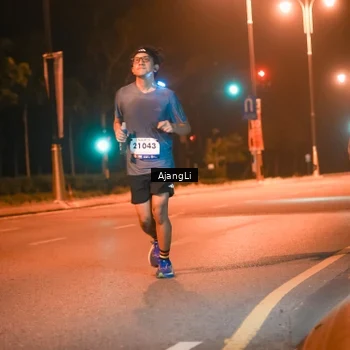 Runner Photo 8390236
