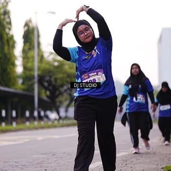 Runner Photo 8390245