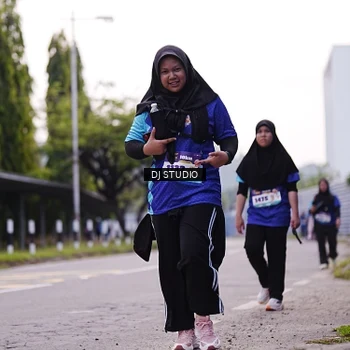 Runner Photo 8390254