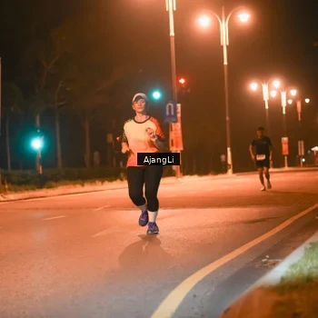 Runner Photo 8390255