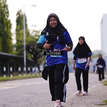Runner Photo 8390256