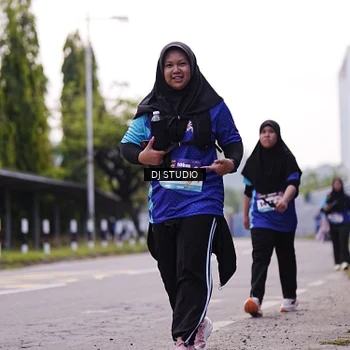 Runner Photo 8390260