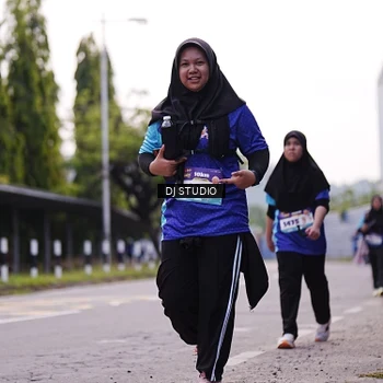 Runner Photo 8390262