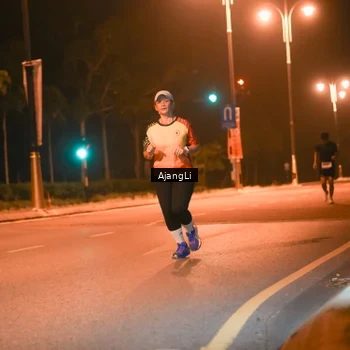 Runner Photo 8390263