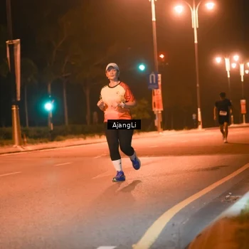 Runner Photo 8390266
